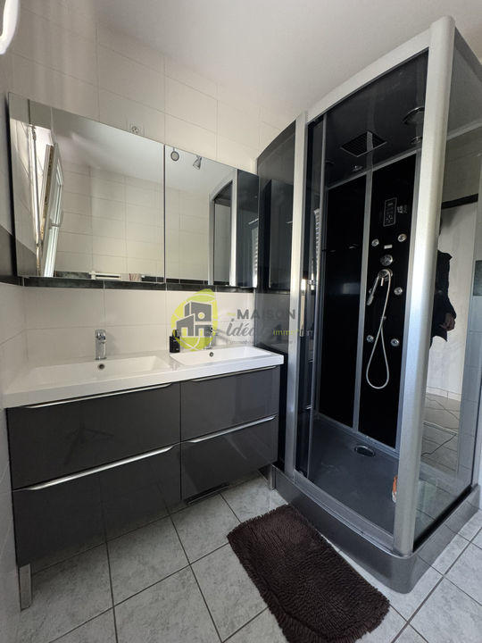 Maison - 155 m² - 5 pièces