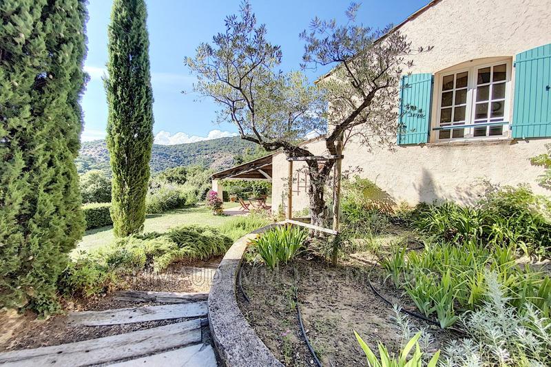 Villa - 225 m² - 6 pièces