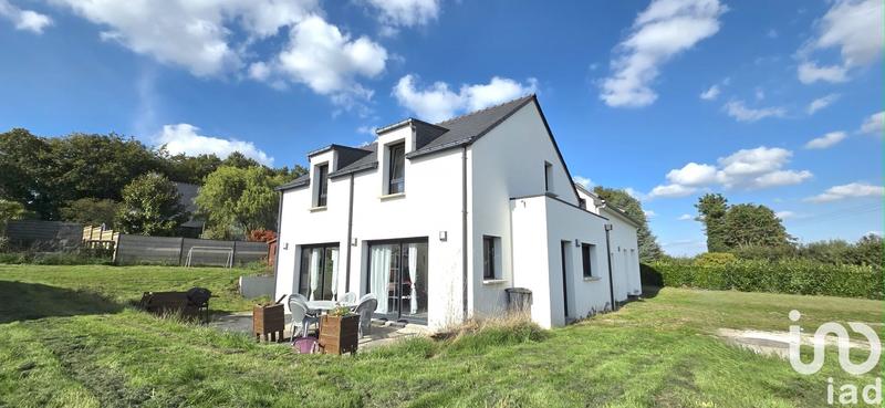 Maison - 99 m² - 4 pièces