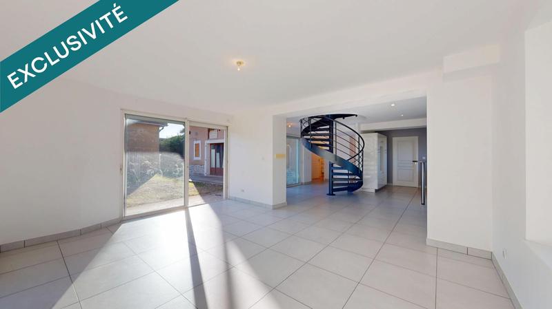 Maison - 160 m² - 5 pièces