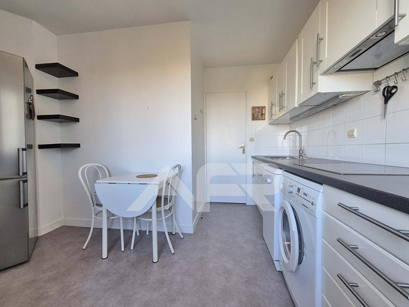 Appartement - 82 m² - 4 pièces