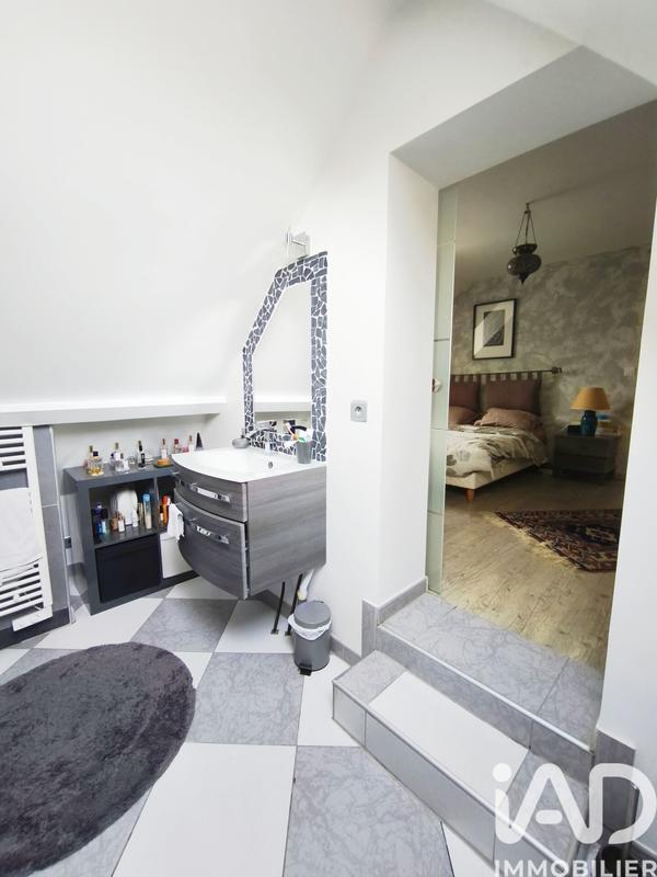 Maison - 120 m² - 5 pièces