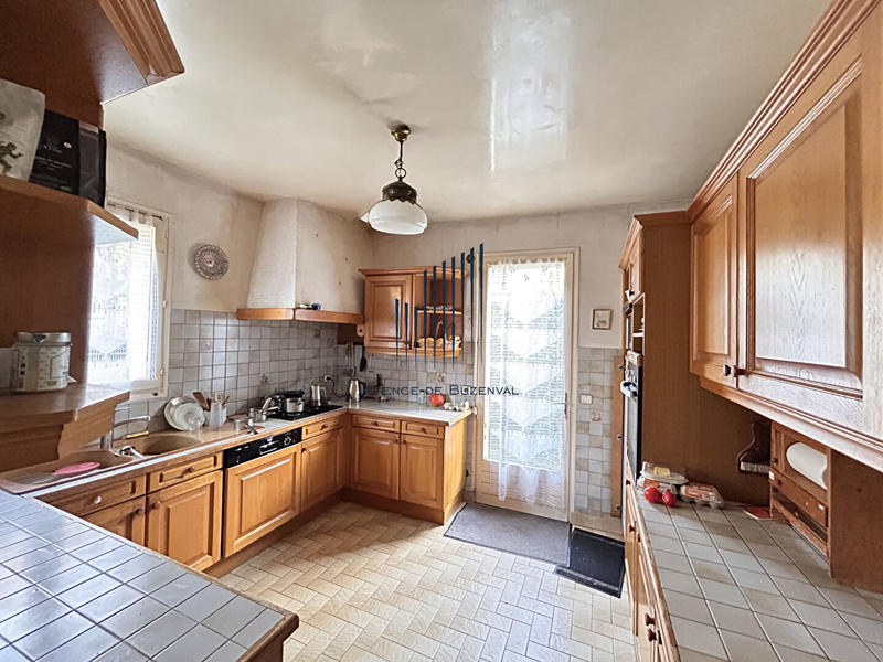 Maison - 162 m² - 8 pièces