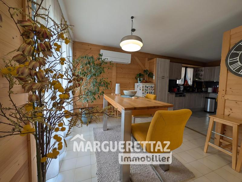 Maison - 108 m² - 4 pièces