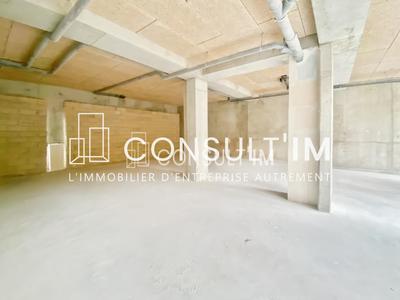 Local commercial - 184 m²