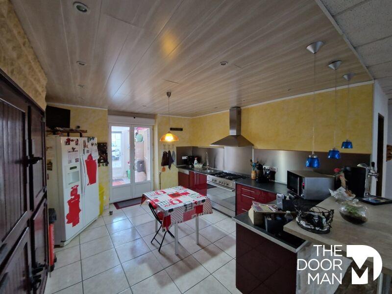 Maison - 436 m² - 12 pièces