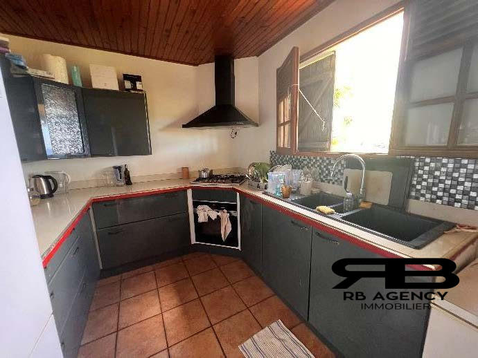 Maison - 84 m² - 4 pièces