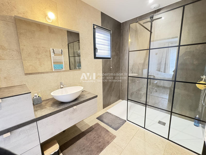 Maison - 123 m² - 5 pièces