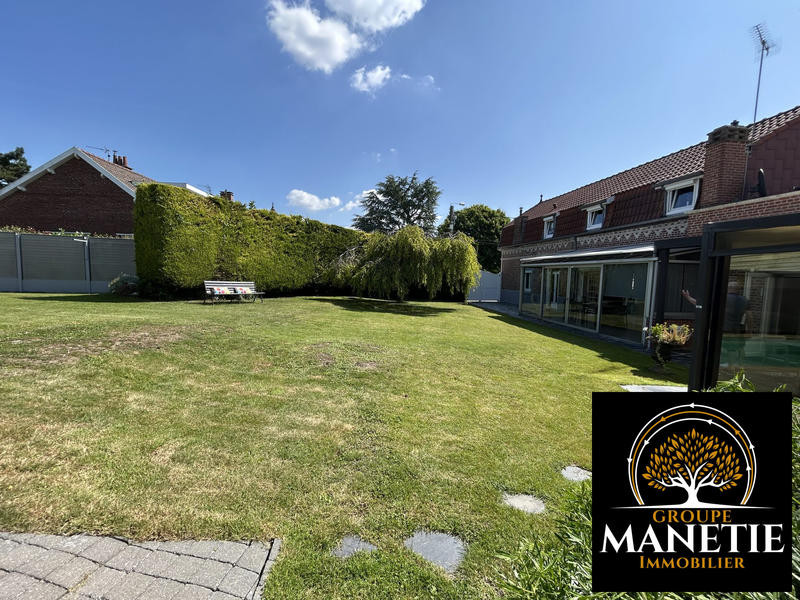 Maison traditionnelle - 135 m² - 7 pièces