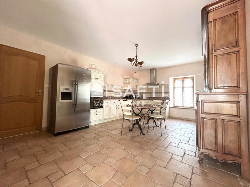 Maison - 191 m² - 6 pièces