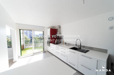 Chambre - 9 m² - 5 pièces