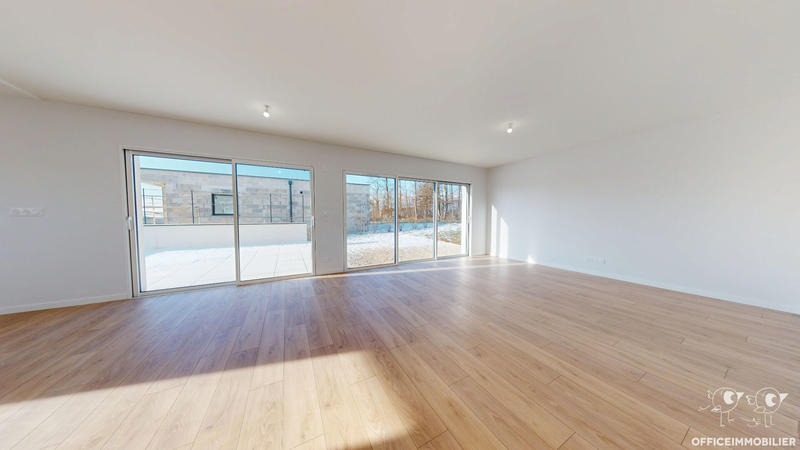 Maison - 140 m² - 6 pièces