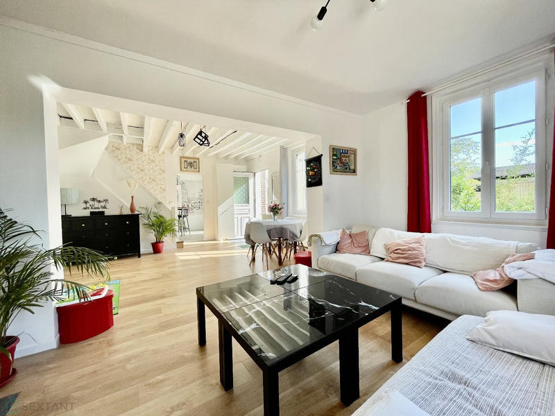 Maison - 180 m² - 5 pièces