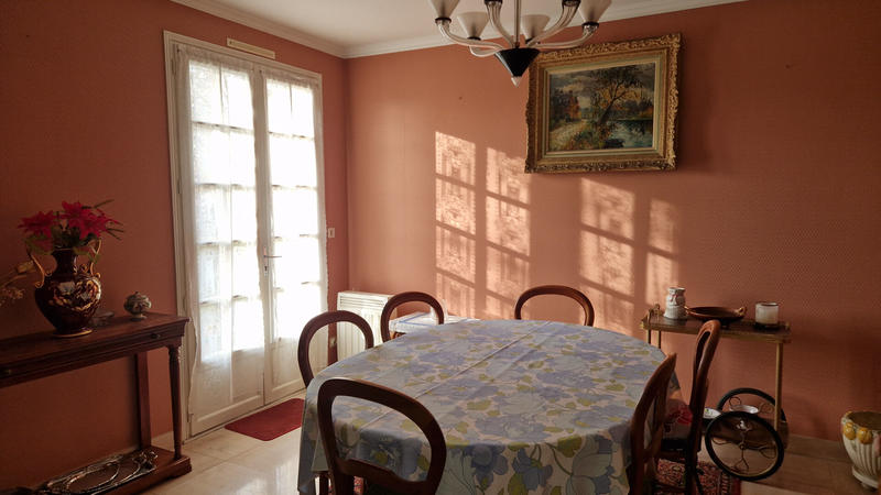 Maison - 145 m² - 8 pièces