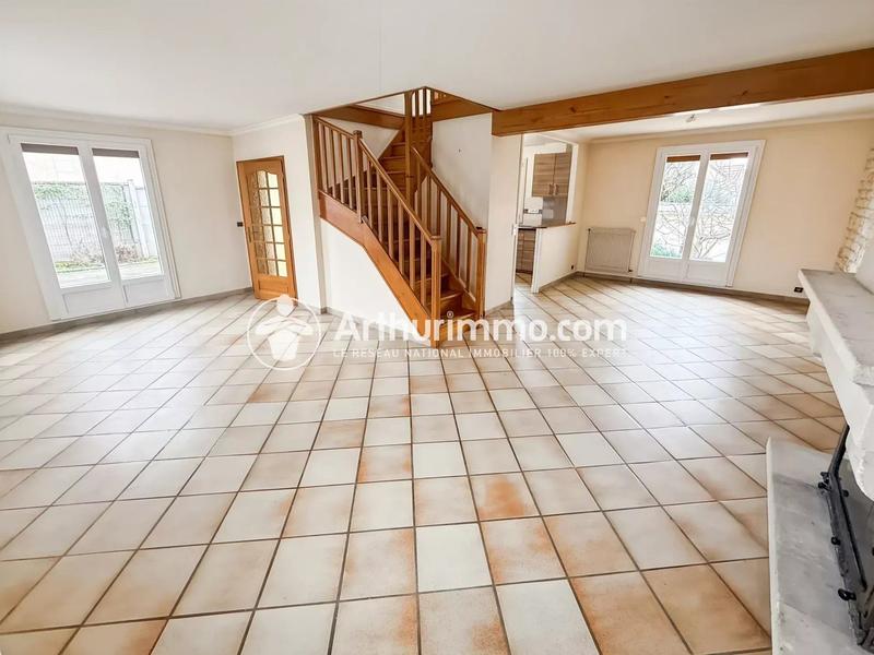 Maison - 155 m² - 8 pièces