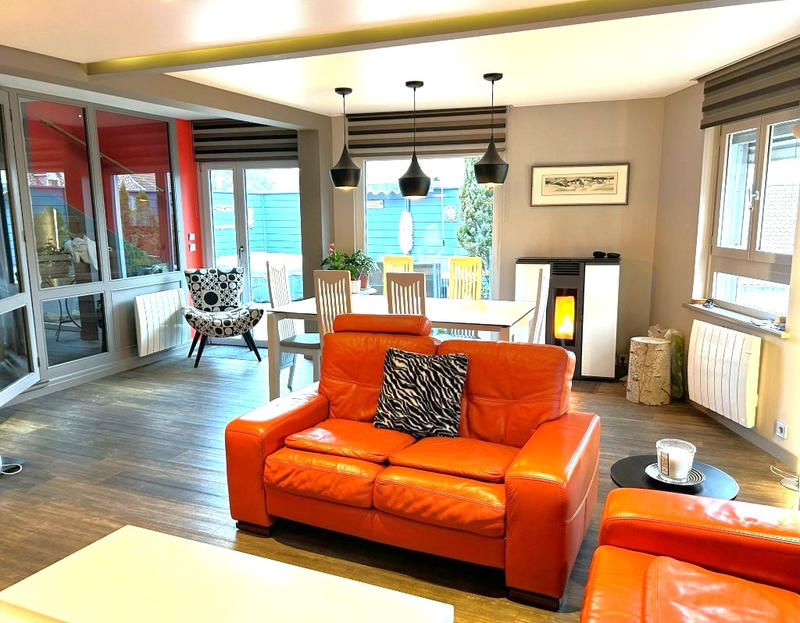 Maison - 110 m² - 6 pièces