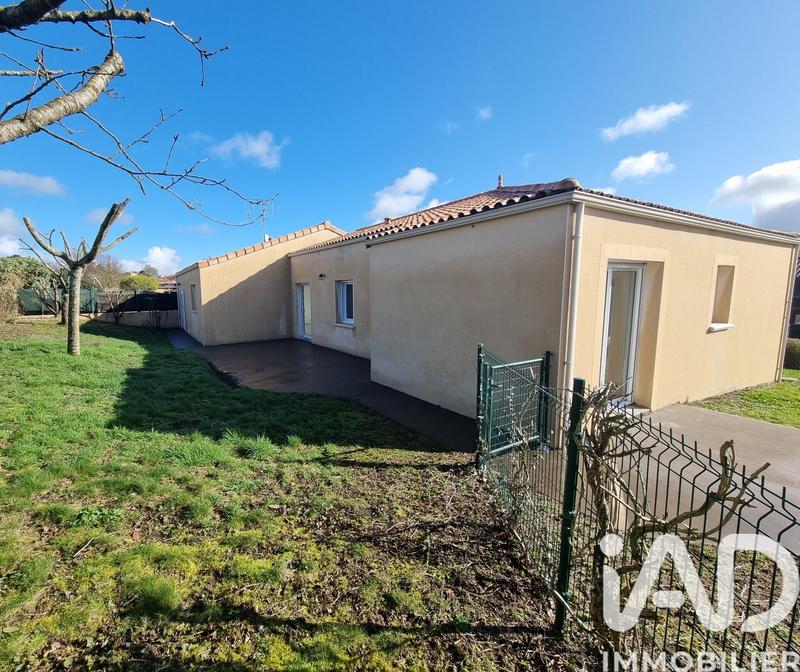 Maison - 121 m² - 6 pièces