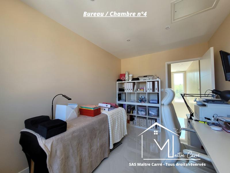 Maison - 138 m² - 5 pièces