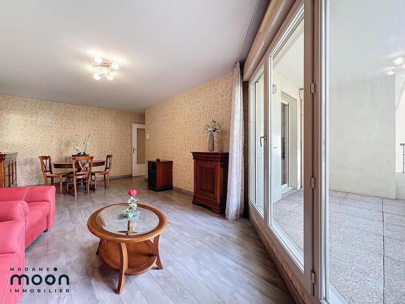 Appartement - 84 m² - 4 pièces