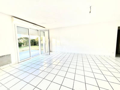 Maison - 84 m² - 4 pièces