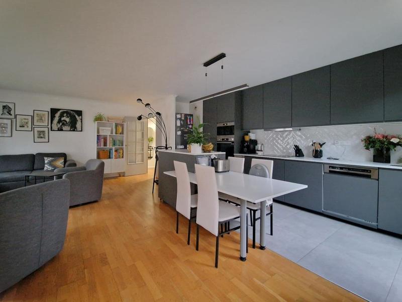 Appartement - 85 m² - 4 pièces