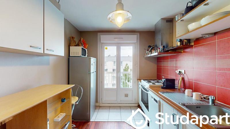 Chambre - 10 m² - 1 pièce