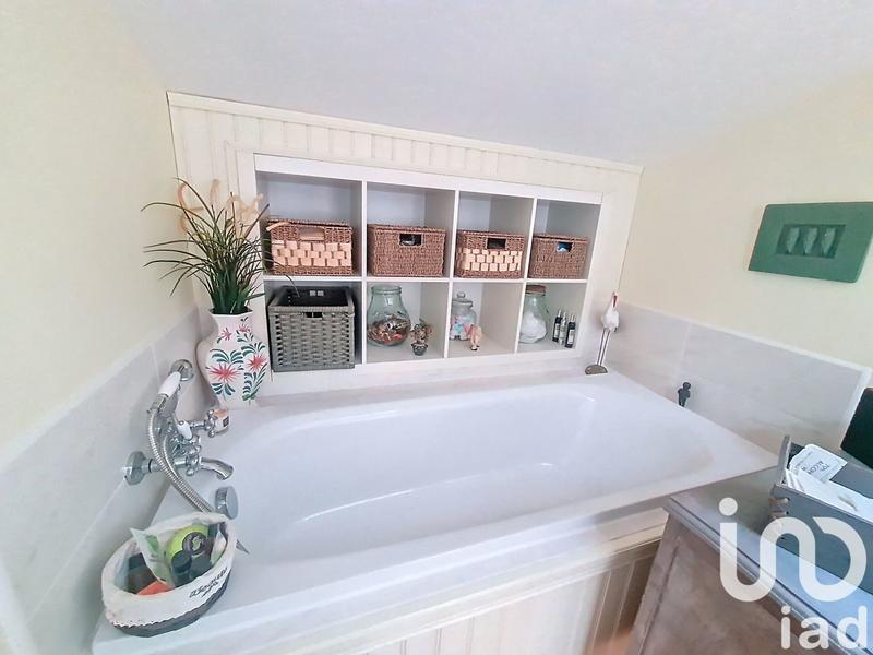 Maison - 182 m² - 7 pièces