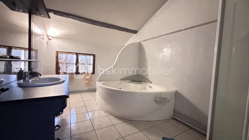 Demeure - 405 m² - 11 pièces