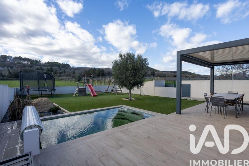 Maison - 105 m² - 5 pièces