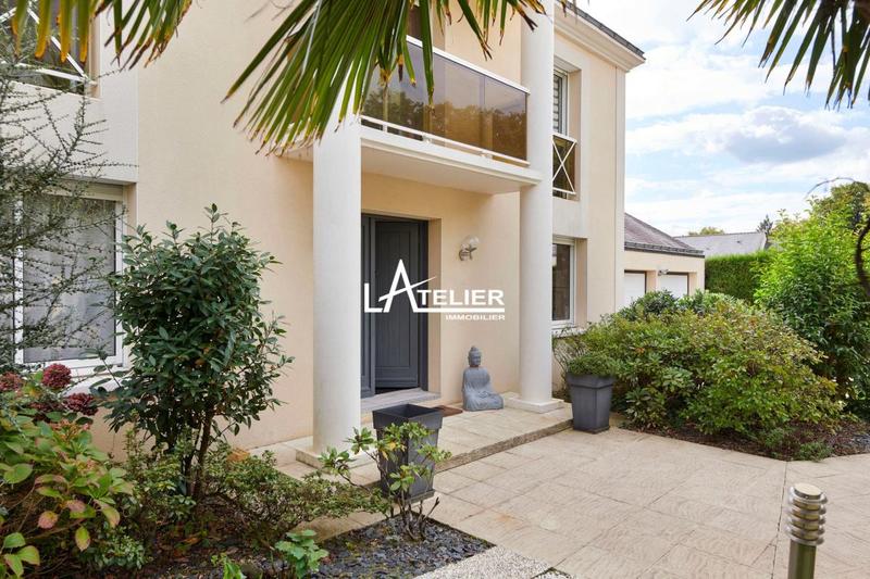 Maison - 162 m² - 5 pièces