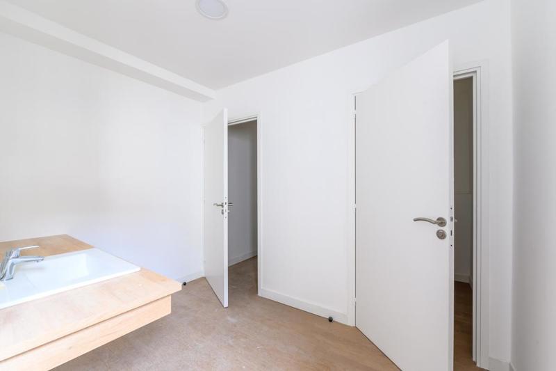 Local commercial - 76 m² - 1 pièce