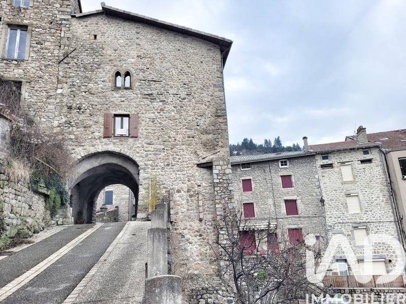 Maison de ville - 116 m² - 9 pièces