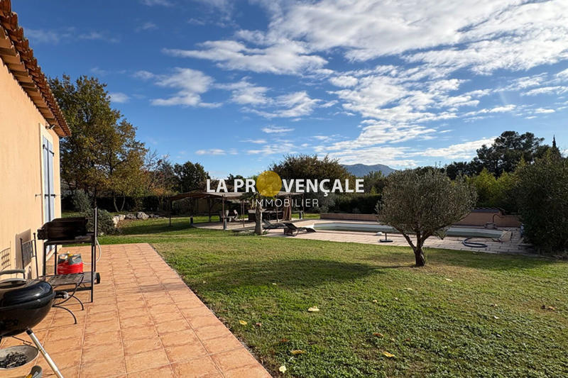 Maison - 171 m² - 6 pièces