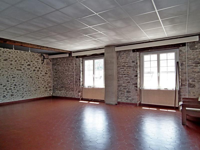 Maison - 996 m² - 22 pièces
