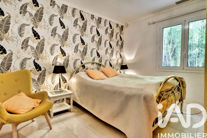 Maison - 206 m² - 8 pièces