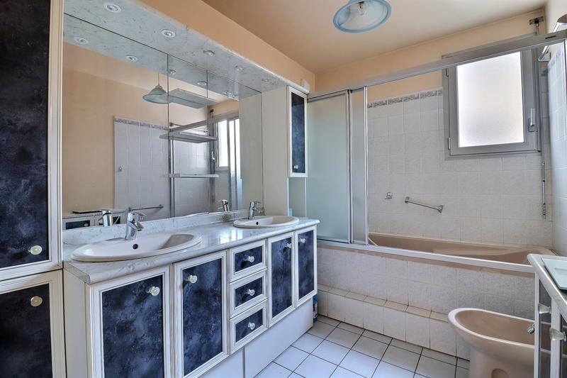 Appartement - 109 m² - 5 pièces