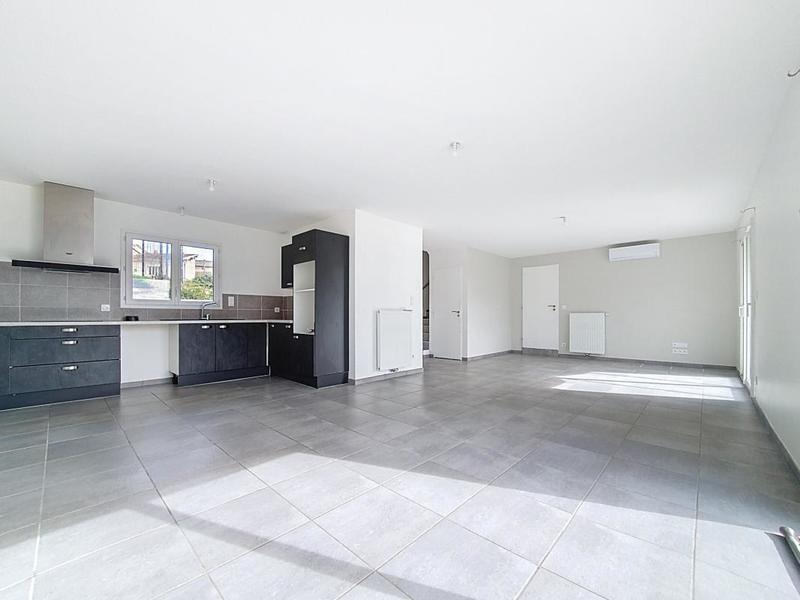 Maison - 120 m² - 5 pièces