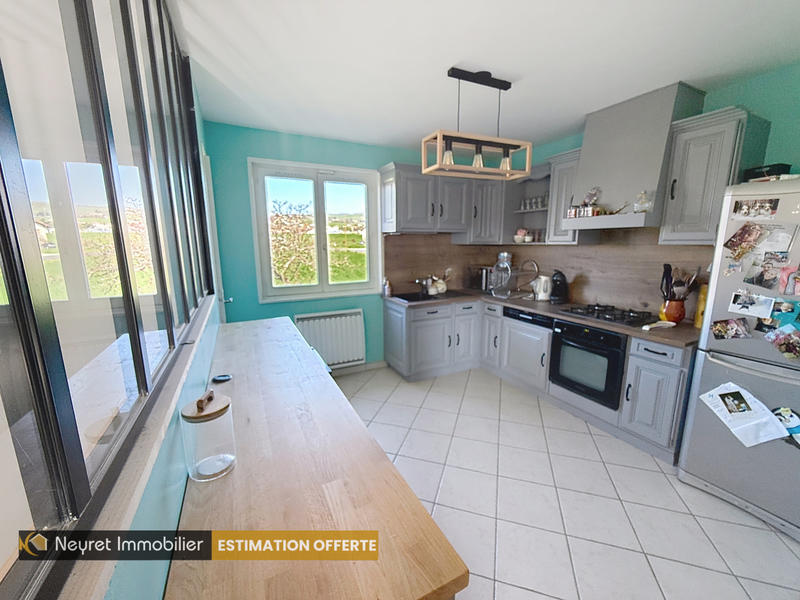 Maison - 105 m² - 6 pièces