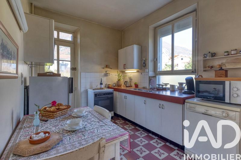 Maison - 146 m² - 7 pièces
