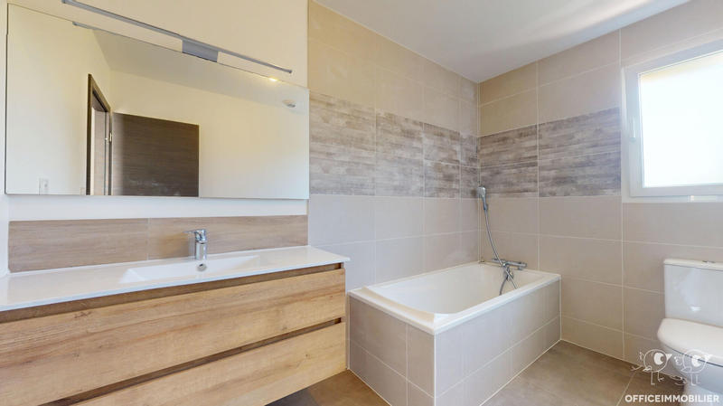 Maison - 103 m² - 5 pièces