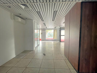 Local commercial - 97 m²