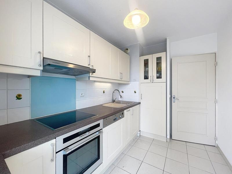 Appartement - 92 m² - 4 pièces