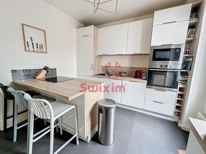 Appartement - 90 m² - 4 pièces