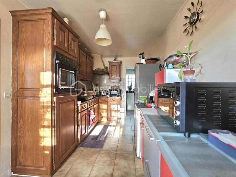 Maison - 60 m² - 8 pièces