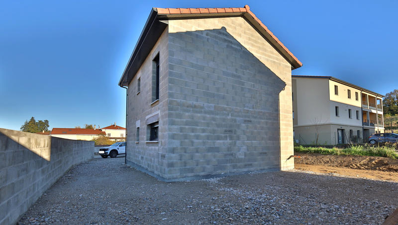 Maison - 88 m² - 4 pièces