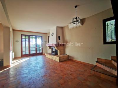 Maison traditionnelle - 138 m² - 138 pièces