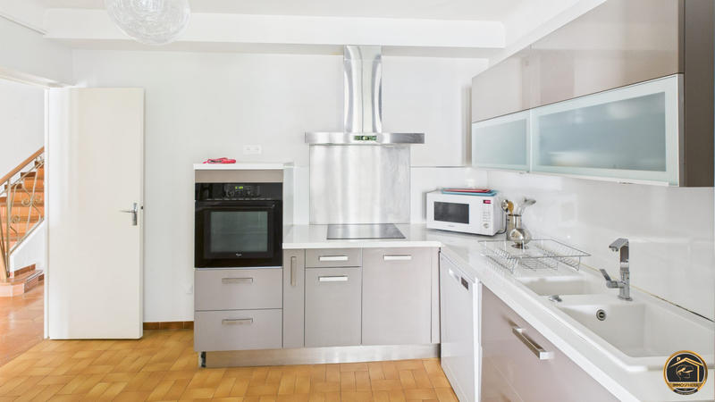 Maison ancienne - 218 m² - 5 pièces