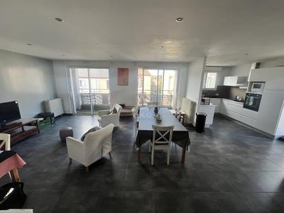 Appartement - 83 m² - 4 pièces