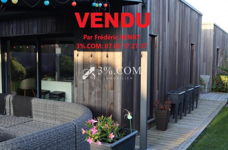 Maison - 222 m² - 7 pièces