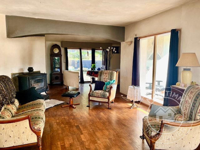 Maison traditionnelle - 149 m² - 7 pièces